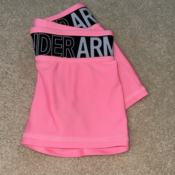 Under Armour Little Girls Neon Pink Shorts Size YSM - Picture 8 of 9